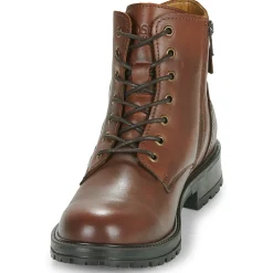 Casual Attitude - NUNAISE