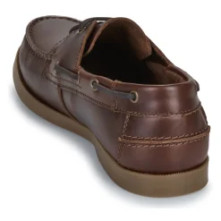 Casual Attitude - REVORO