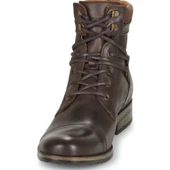 Casual Attitude - RIVIGH