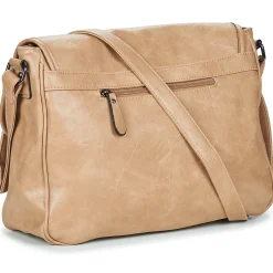 Casual Attitude - RUBY