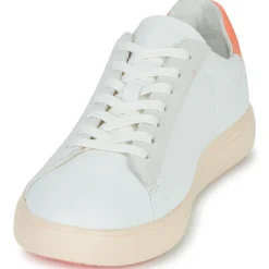 Clae - BRADLEY CALIFORNIA