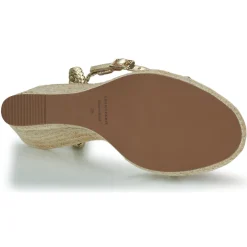 Cosmo Paris - ROBBIE