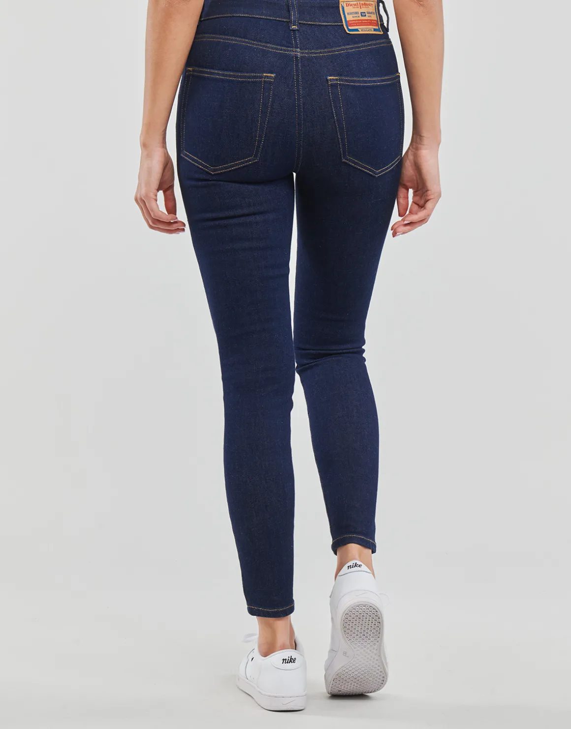 Diesel - 1984 SLANDY-HIGH