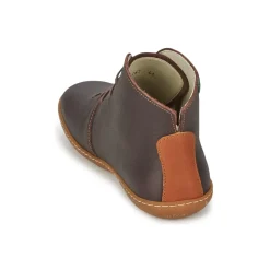 El Naturalista - EL VIAJERO N267