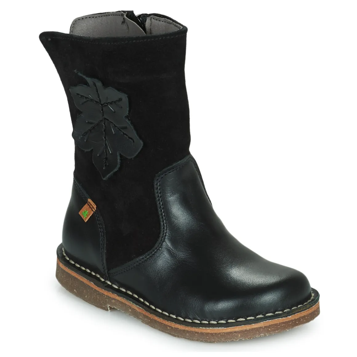 El Naturalista - NASHVILLE