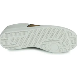 Fred Perry - B721 LEATHER