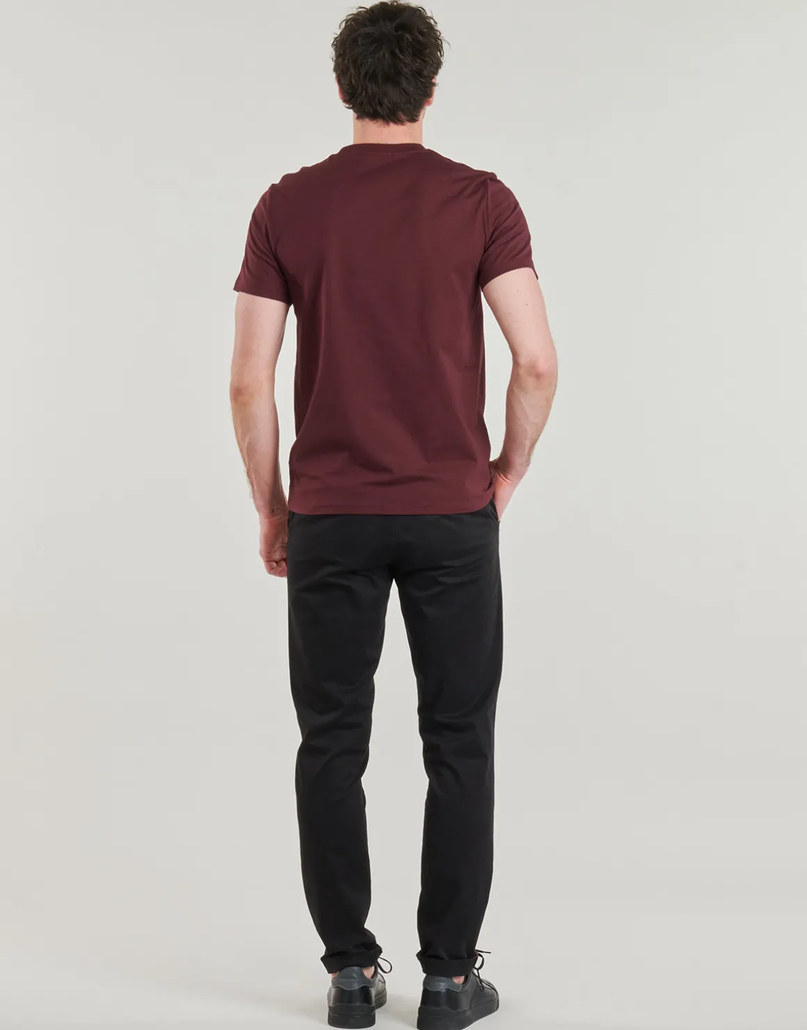 Fred Perry - EMBROIDERED T-SHIRT
