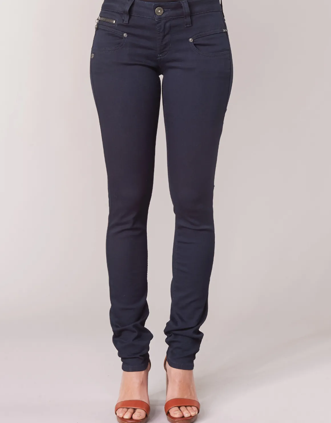 Freeman T.Porter - ALEXA SLIM S-SDM