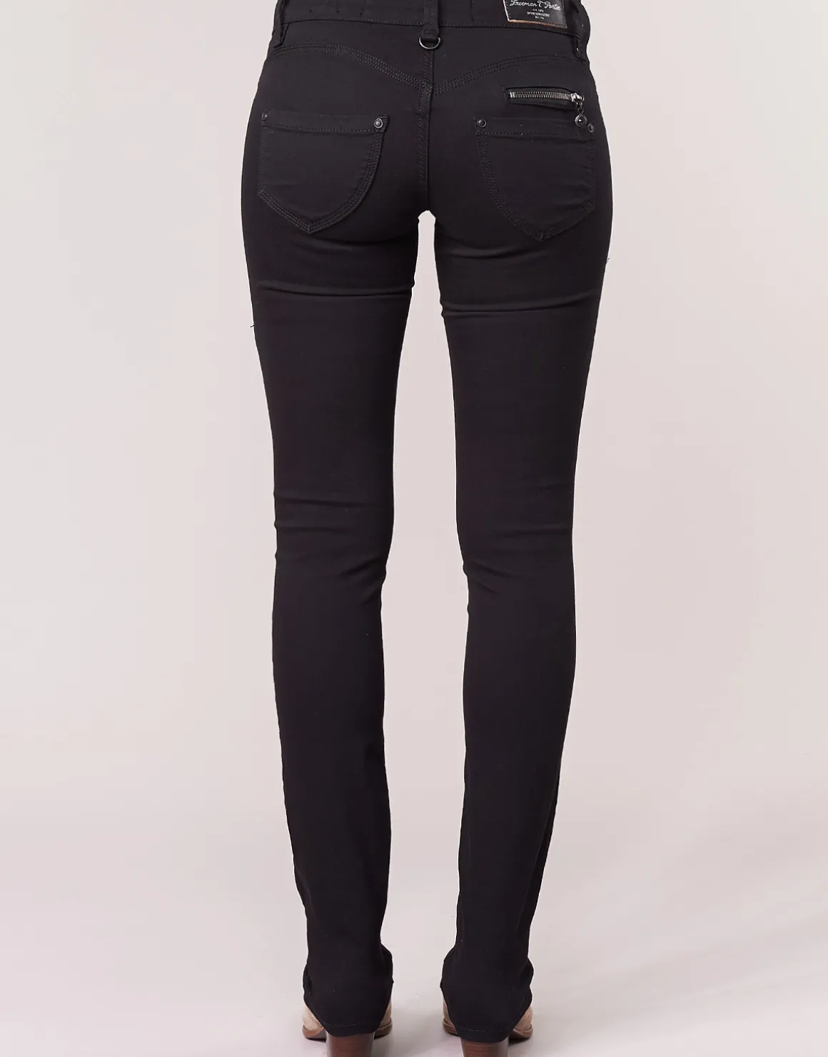 Freeman T.Porter - ALEXA SLIM S-SDM