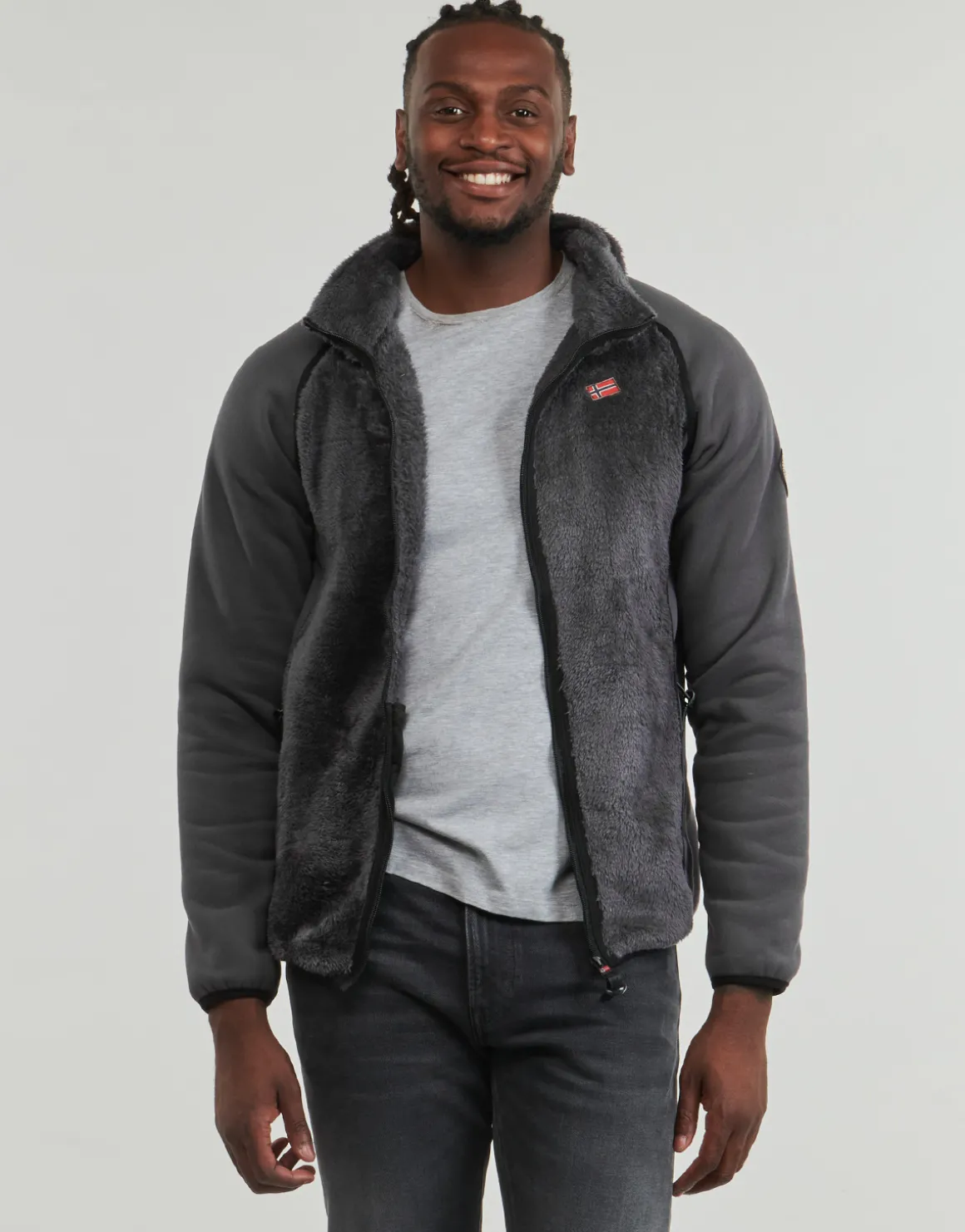 Geographical Norway - TITANOZ