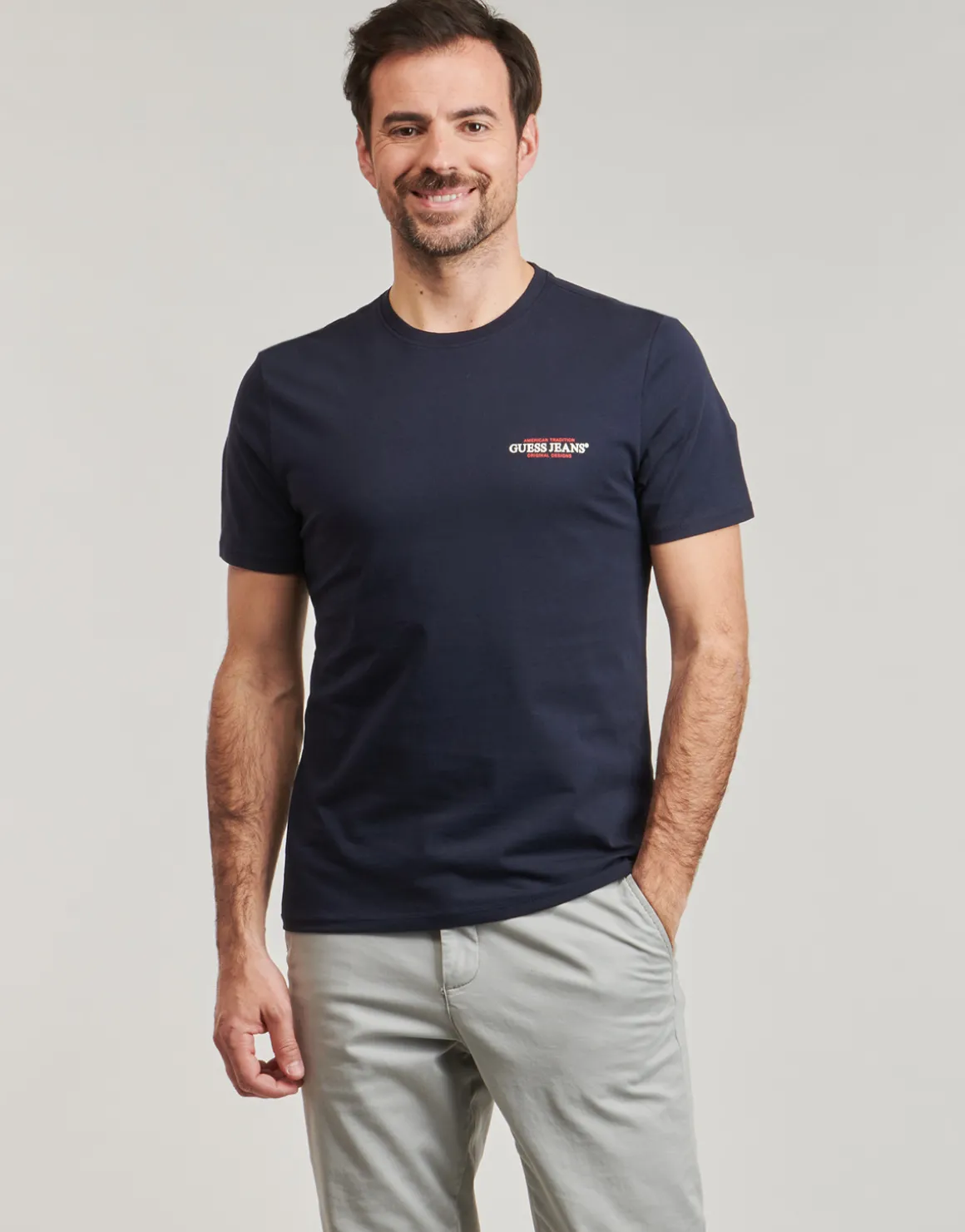 Guess - SS CN SLIM AMERICAN TR TEE