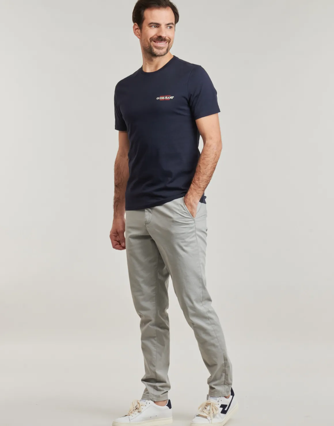 Guess - SS CN SLIM AMERICAN TR TEE