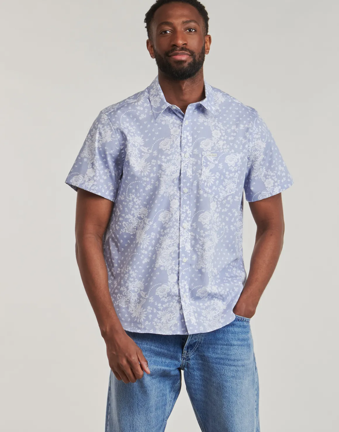 Guess - SS REG PKT COLLAR SHIRT