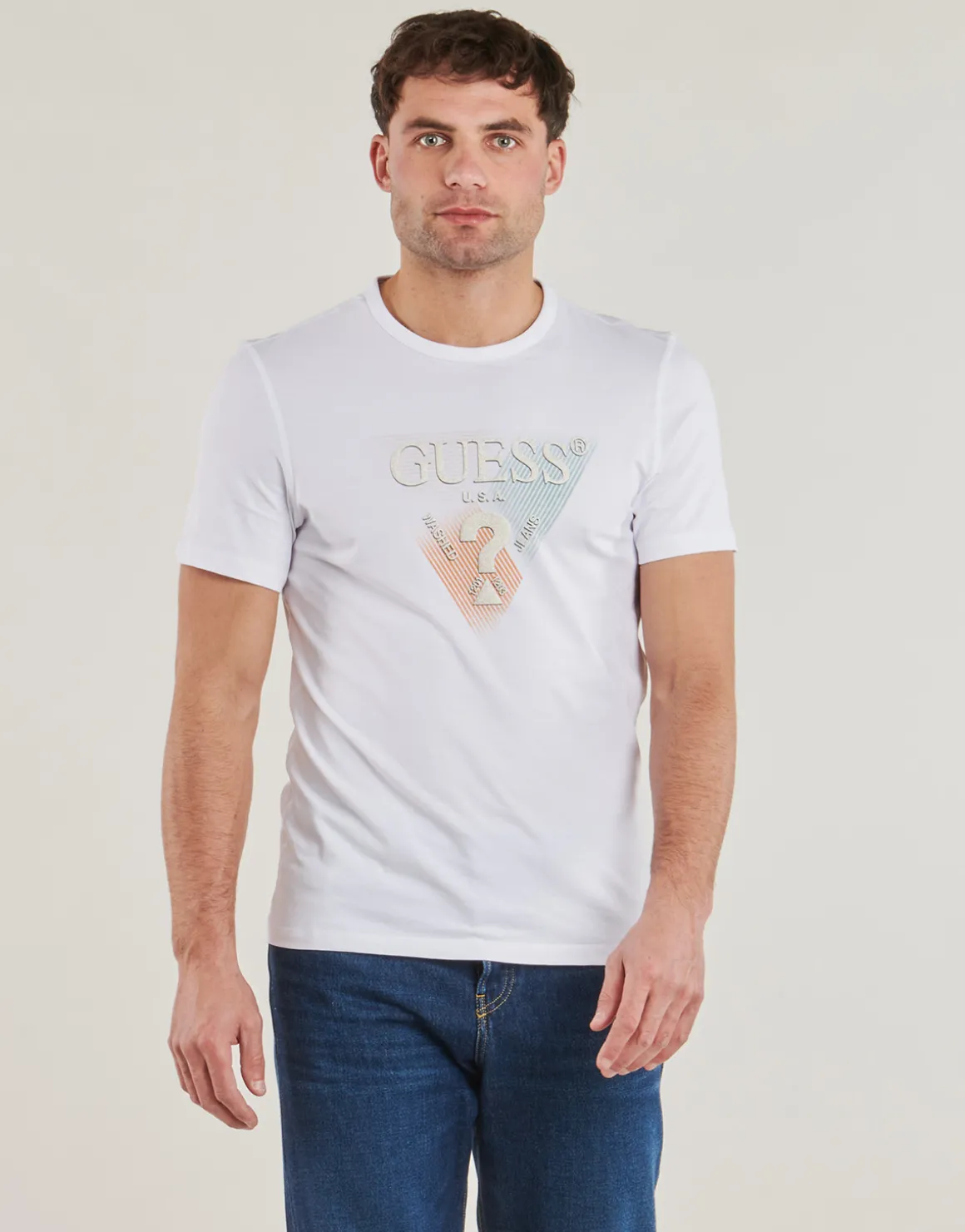 Guess - TRIANGLE TEE
