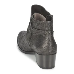 Janet&Janet - VILLIA