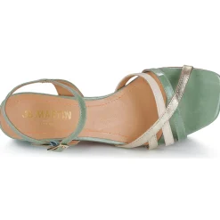 JB Martin - VICTORIA