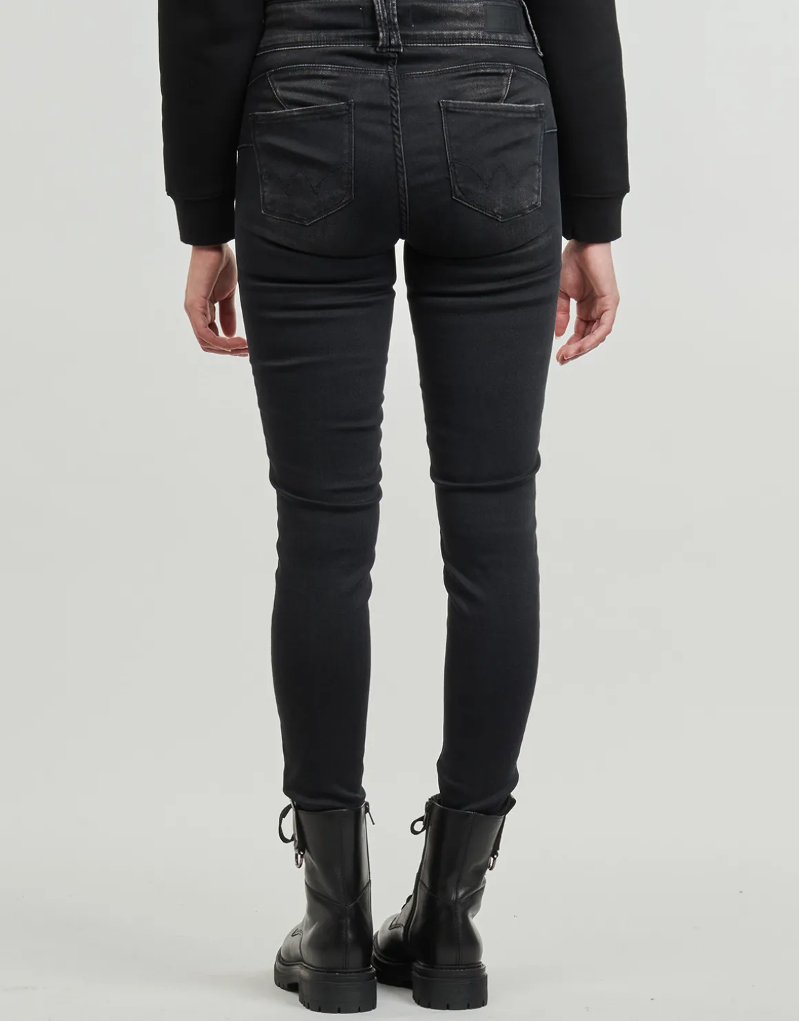 Le Temps des Cerises - BILLIE