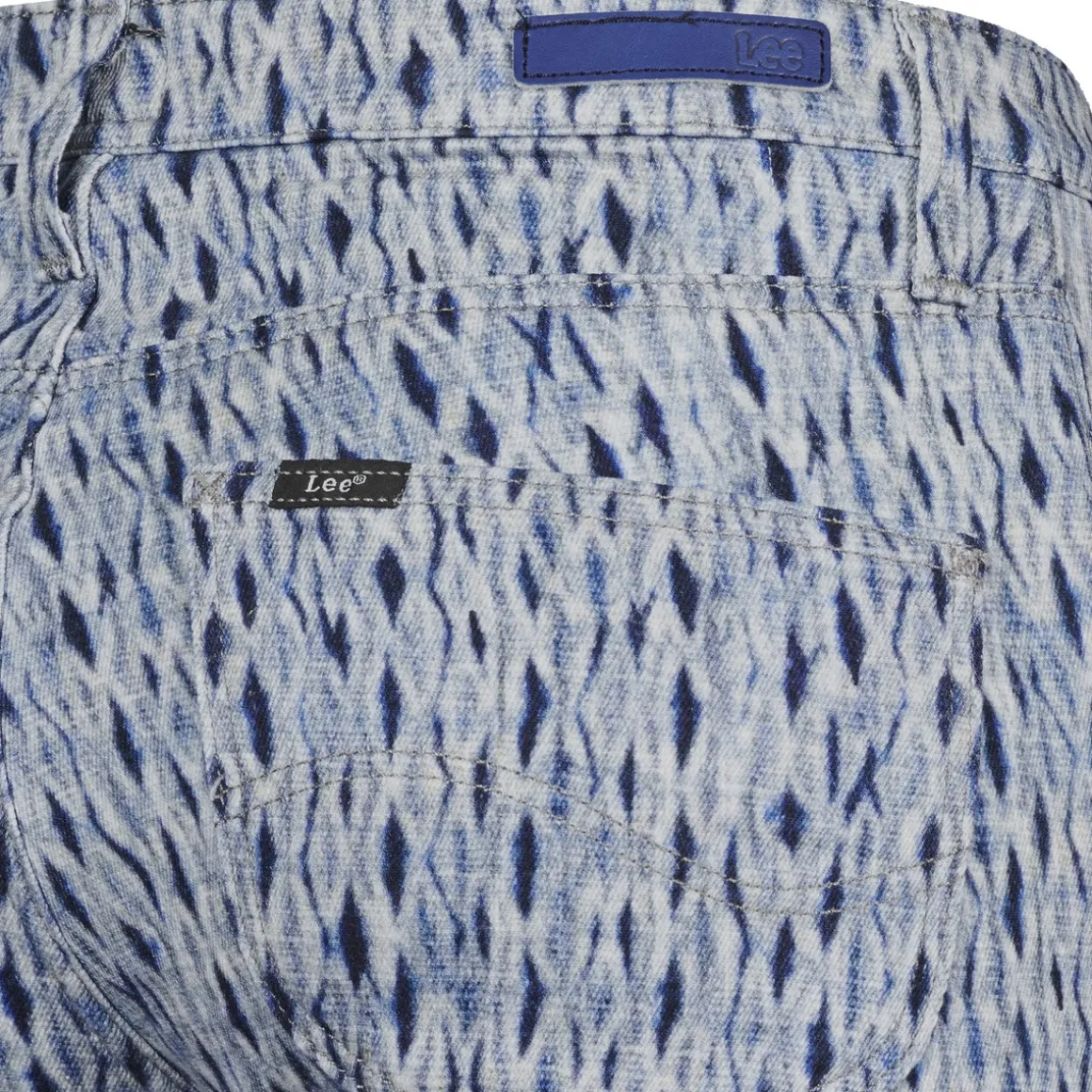 Lee - MARION STRAIGHT