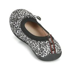 Les Petites Bombes - AVA