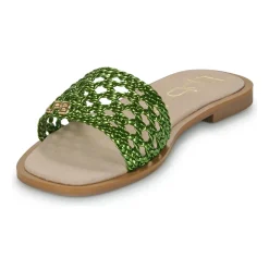 Les Petites Bombes - IOLANDA