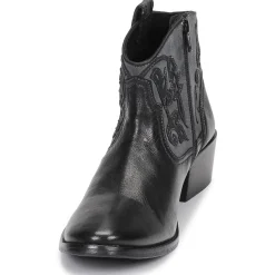 Les Tropéziennes par M Belarbi - AMELIE