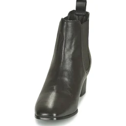 Levi's - DELILAH CHELSEA