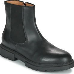 Little Mary - MAGGIE