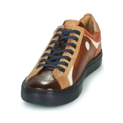 Melvin & Hamilton - HARVEY 9