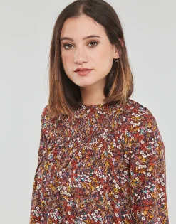 Molly Bracken - N43AAN