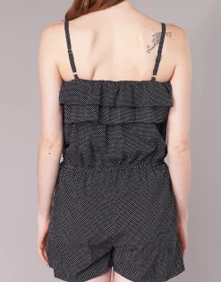 Molly Bracken - NOULO