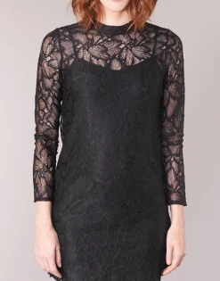 Molly Bracken - ZEDEL