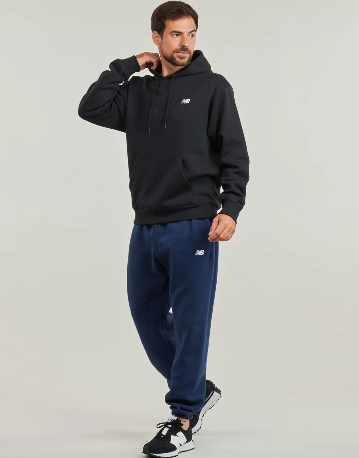 New Balance - SMALL LOGO HOODIE