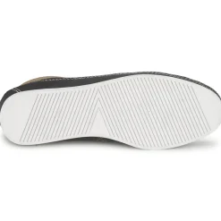 Nicholas Deakins - bolt