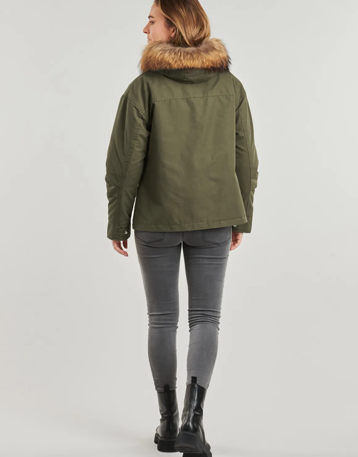 Oakwood - SYMA (raccon fur)