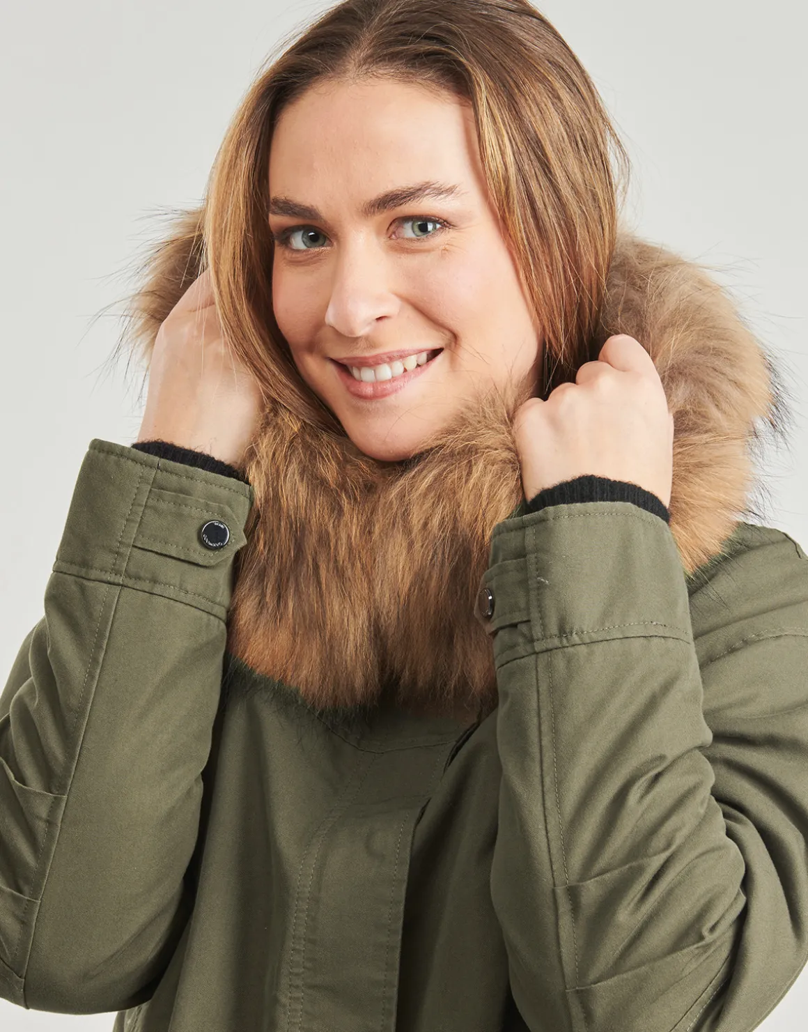 Oakwood - SYMA (raccon fur)