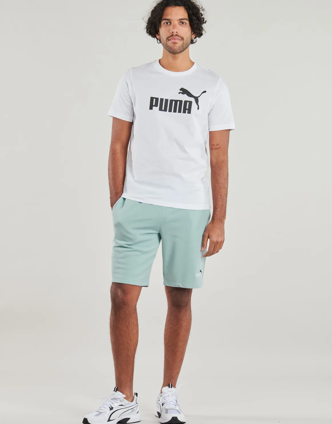 Puma - ESS 2 COLOR LOGO SHORT