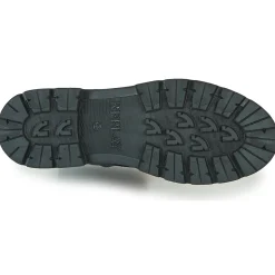 Replay - PAMELA STANDING