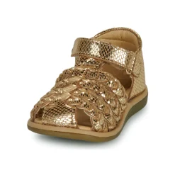 Shoo Pom - TITY WOWO