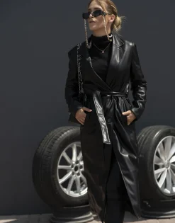 THEAD. - LINDSEY TRENCH