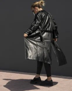 THEAD. - LINDSEY TRENCH