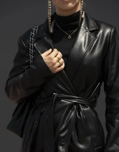 THEAD. - LINDSEY TRENCH