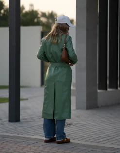 THEAD. - LINDSEY TRENCH