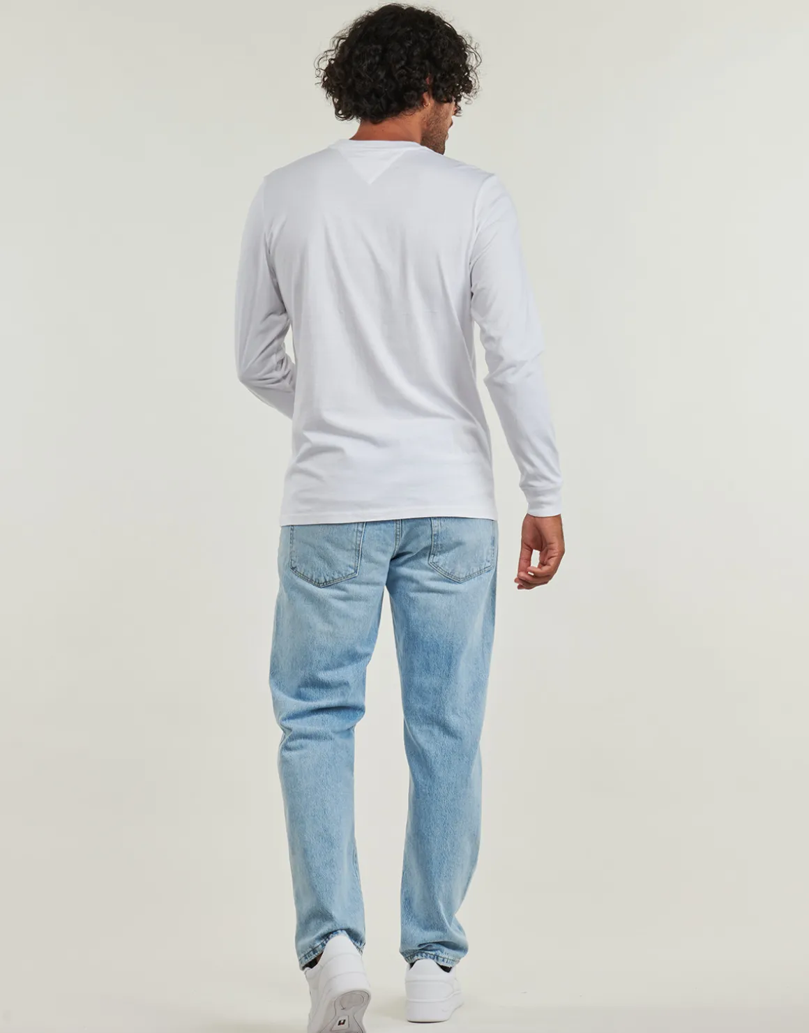 Tommy Jeans - TJM SLIM LINEAR CHST L/S TEE EXT