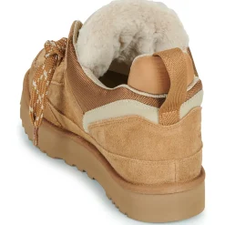 UGG - M LOWMEL