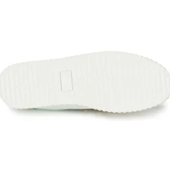 Vanessa Wu - MARILOU