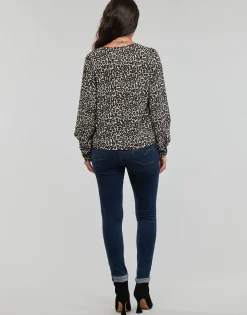 Vero Moda - VNMNAJA LS V NECK PLEAT SHIRT