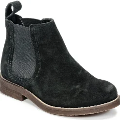 Young Elegant People - COLETTE