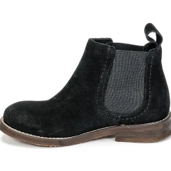 Young Elegant People - COLETTE