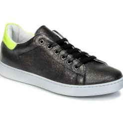 Young Elegant People - EDEN